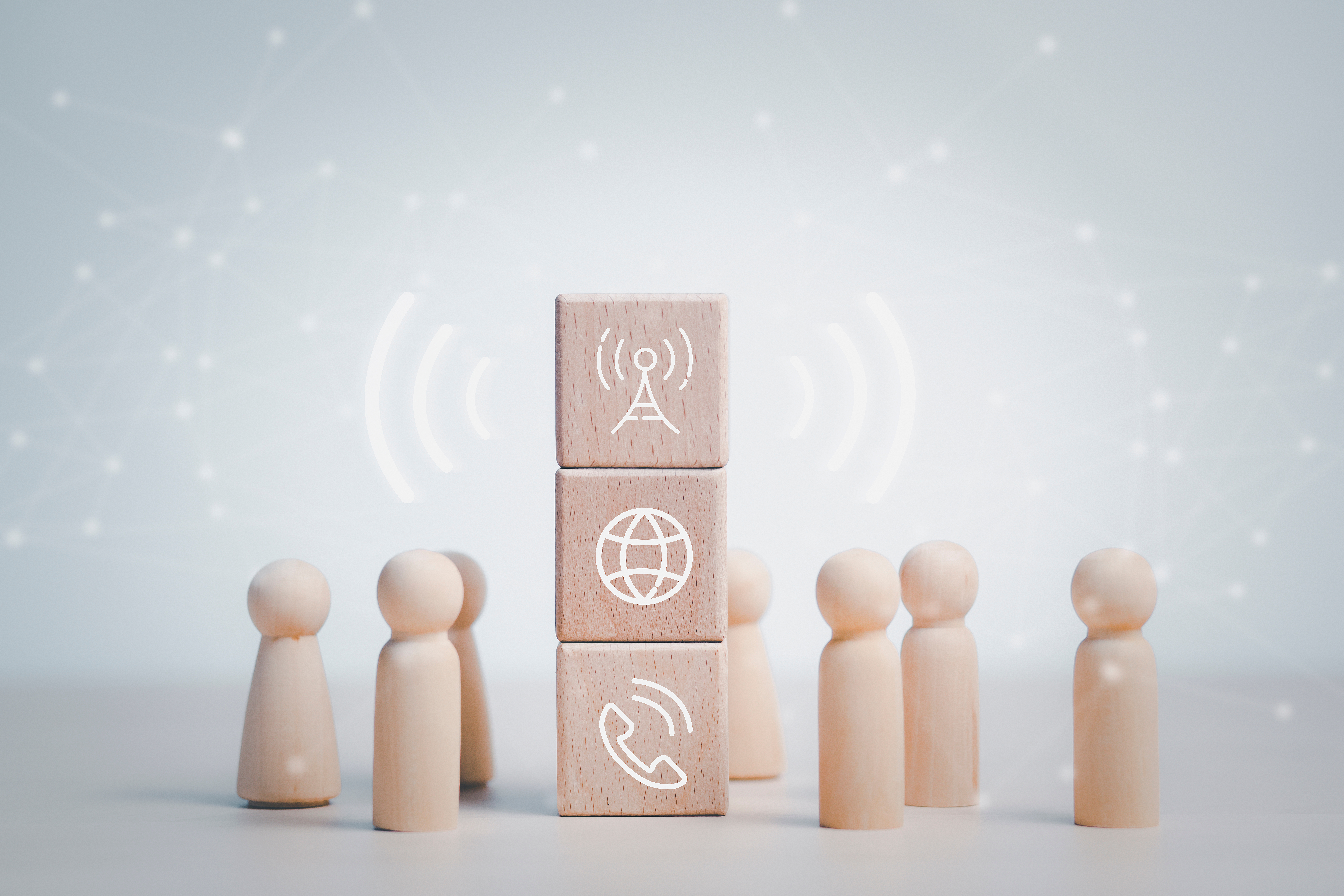 From-Noise-to-Noticed:-Making-Internal-Messages-Stand-Out